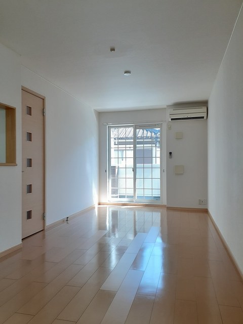 ビラ・カメリア リビング