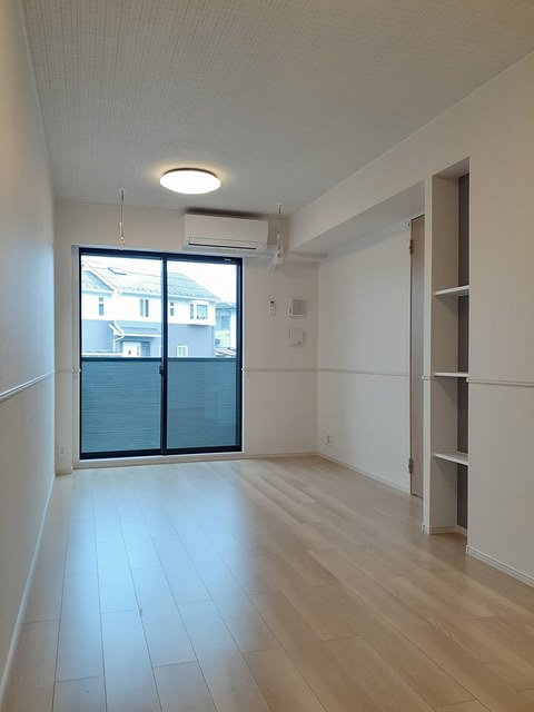 アイディール リビング