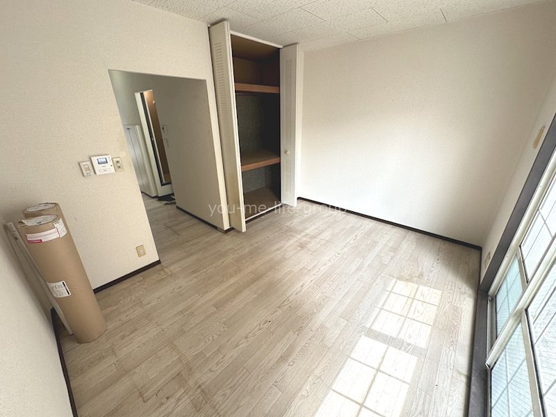 サンシティ岩原 ベッドルーム