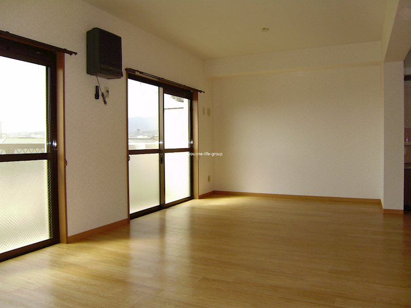 エスト リビング