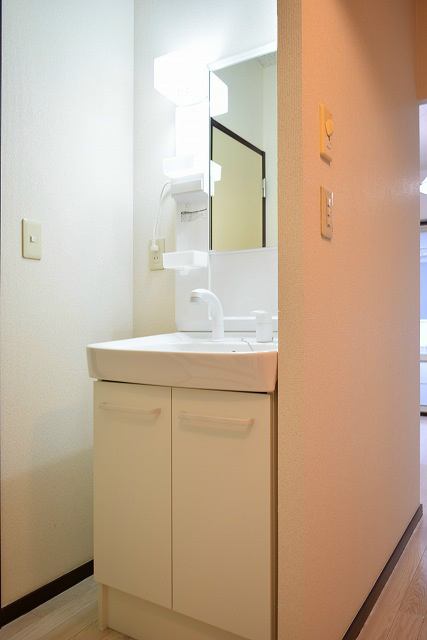 サンシティ岩原 リビング