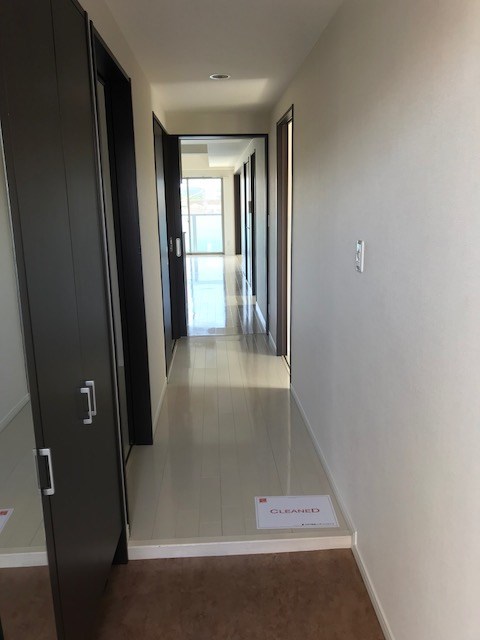 ヴィラボンヌール 玄関