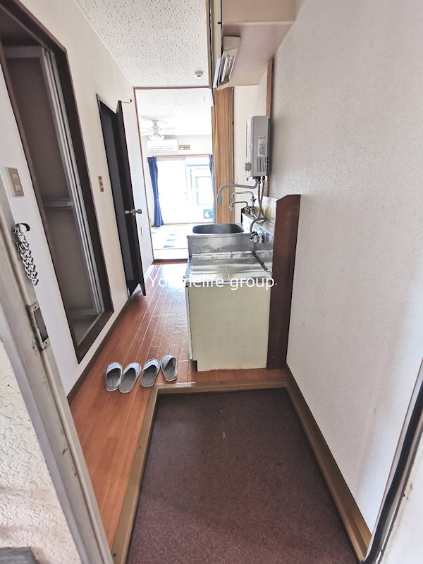 妻田サンハイツ 玄関