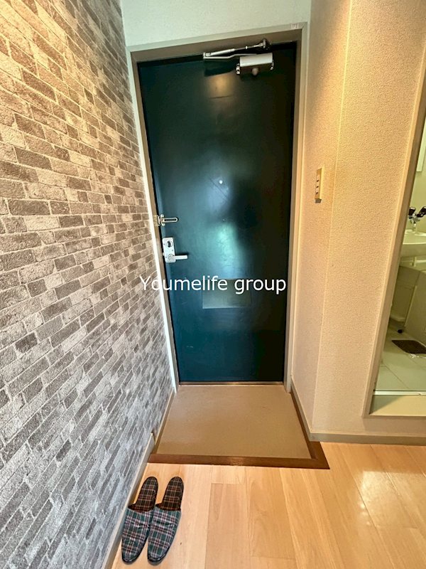 レオパレス古賀 玄関