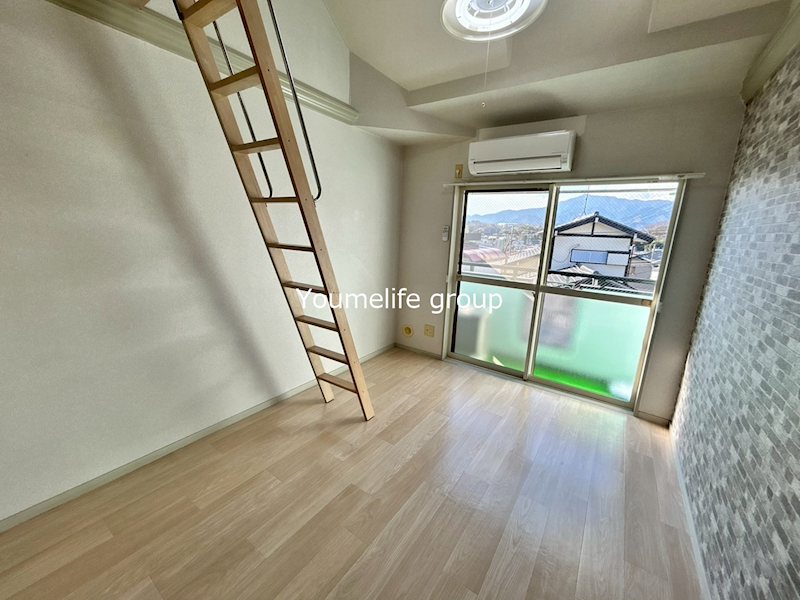 レオパレス古賀 リビング