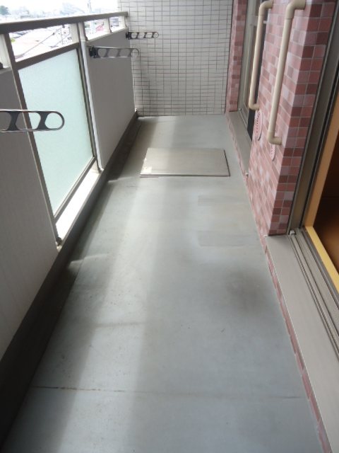 アバンサール湘南 ベランダ