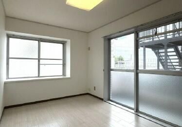 グレース伊勢原 リビング