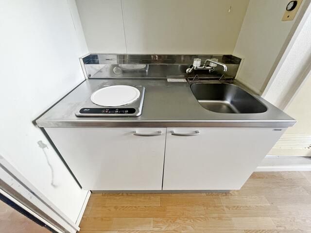 ｂ&amp;rsquo;ＣＡＳＡ辻堂ｒｅ－ｂｏｒｎ キッチン