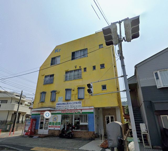 ロイヤルプラザ 401号室 外観