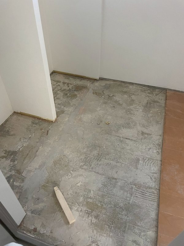 ロイヤルプラザ 玄関