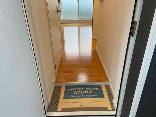 フライングバード 玄関