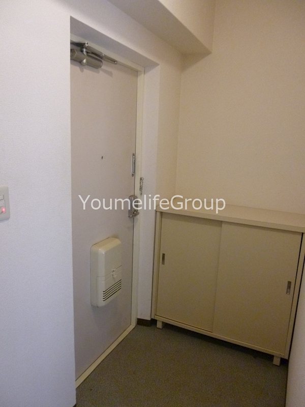 ガーデンクレスト湘南 玄関