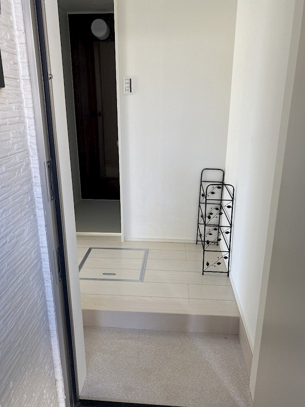 プライムテラス東海大学前　Ⅲ 玄関