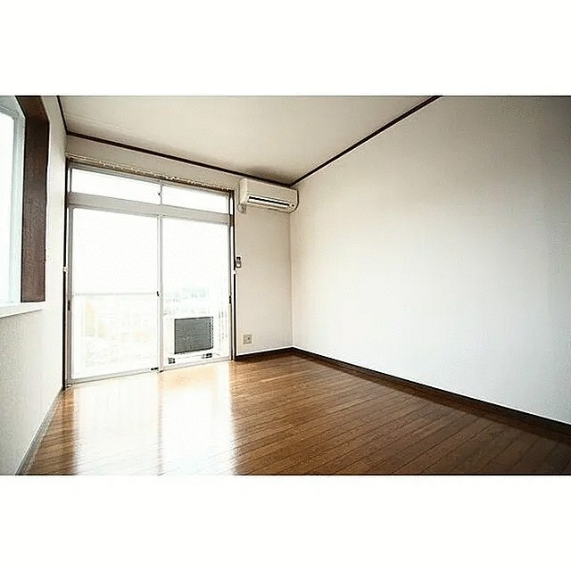 サンテラス毛利台 リビング