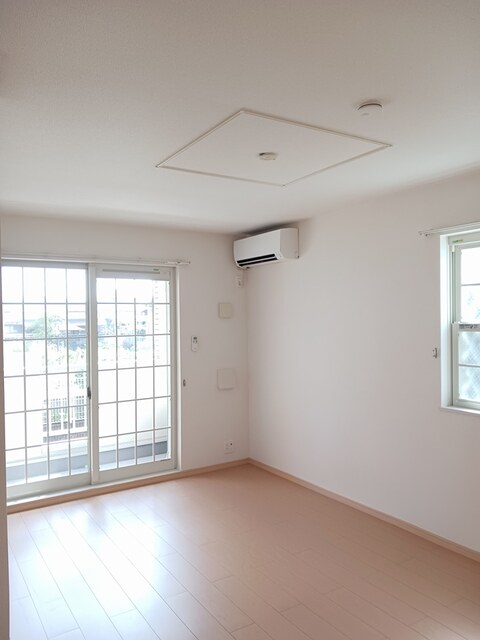 クラール曽比 リビング