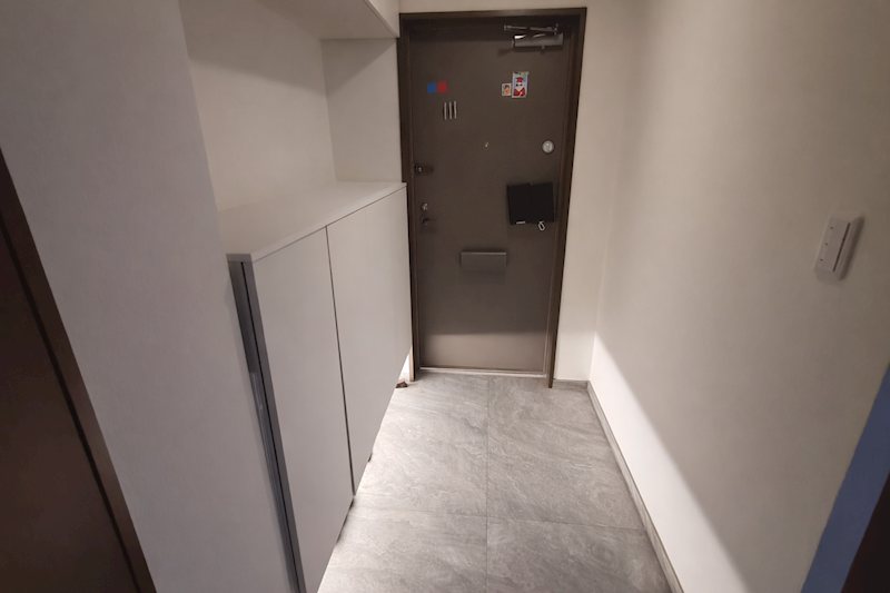 ラシェール鎌倉岡本ハイライズ 玄関