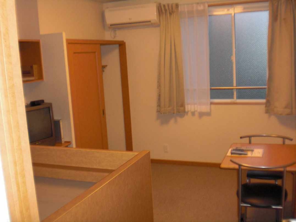 レオパレスすばるⅢ その他11