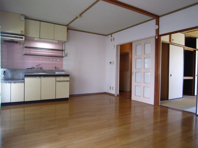 リバーサイドハイツ リビング