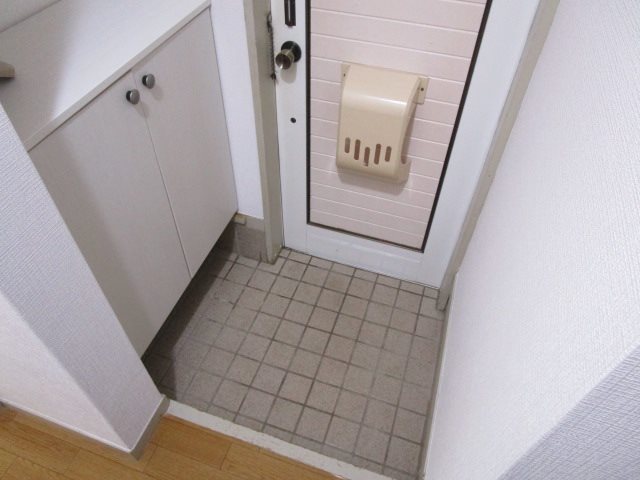 サニーヒル真鶴２号館 玄関