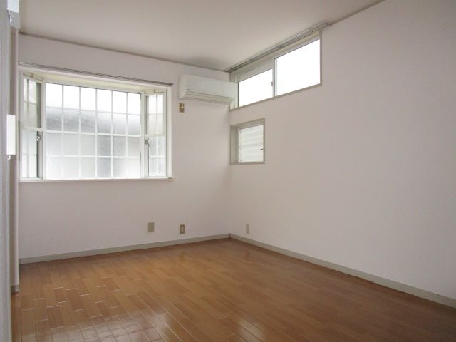 サニーヒル真鶴２号館 リビング