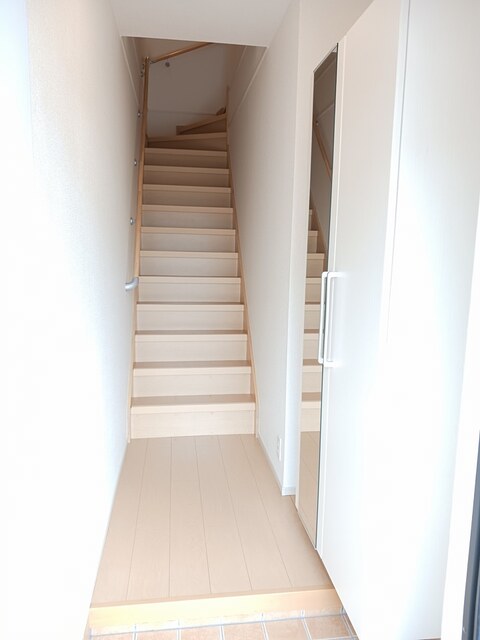 オリーブハウス 玄関