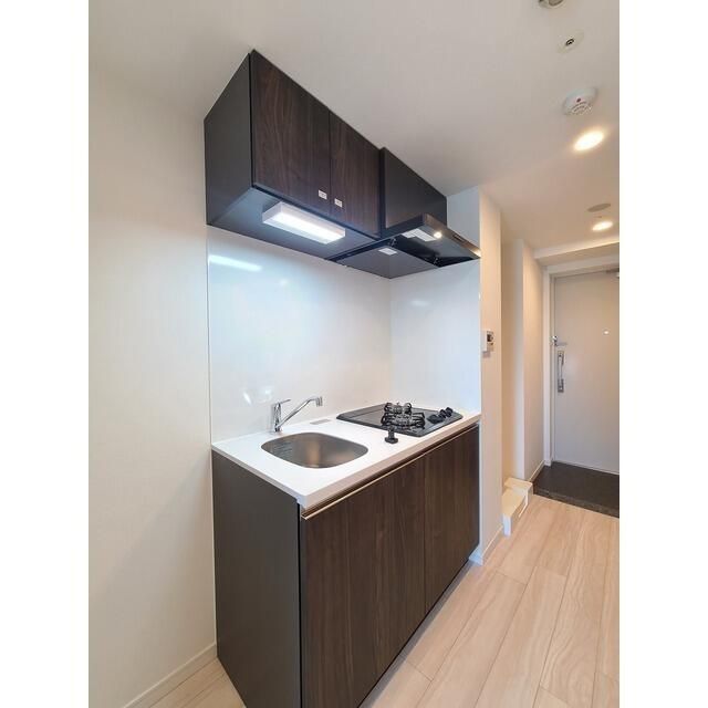 ＬＩＭＥ　ＲＥＳＩＤＥＮＣＥ　ＨＩＲＡＴＳＵＫＡ　ＷＥＳＴ キッチン