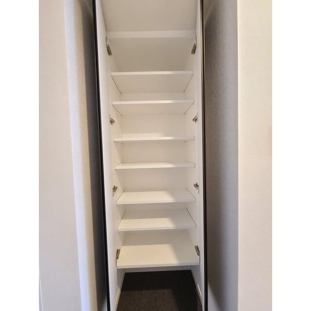 ＬＩＭＥ　ＲＥＳＩＤＥＮＣＥ　ＨＩＲＡＴＳＵＫＡ　ＷＥＳＴ その他7