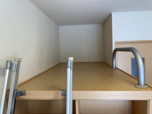 レオパレス谷中 ベッドルーム