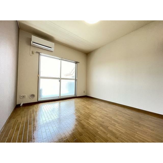 アラモーダ リビング