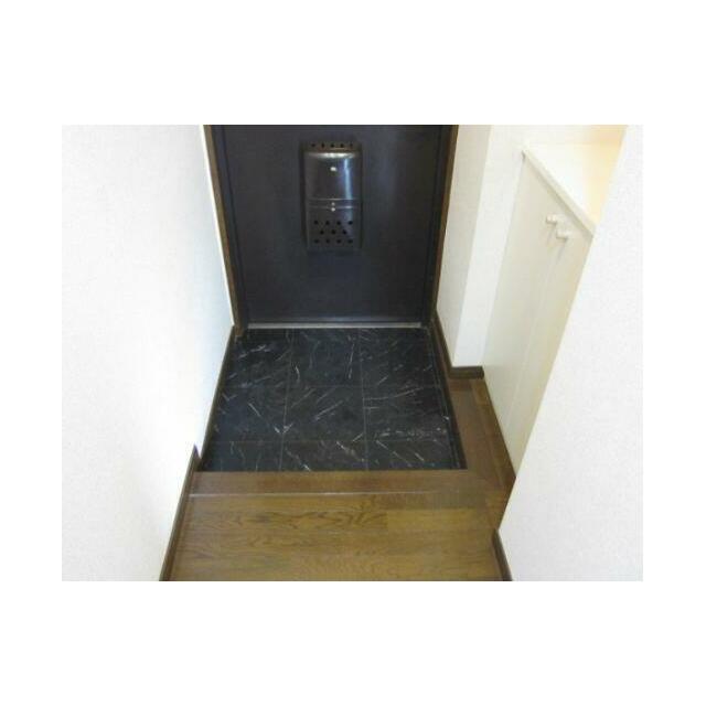 サンアーク元町 玄関