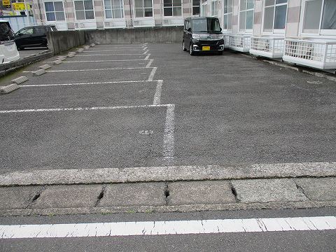 レオパレスファザーンＢ その他4