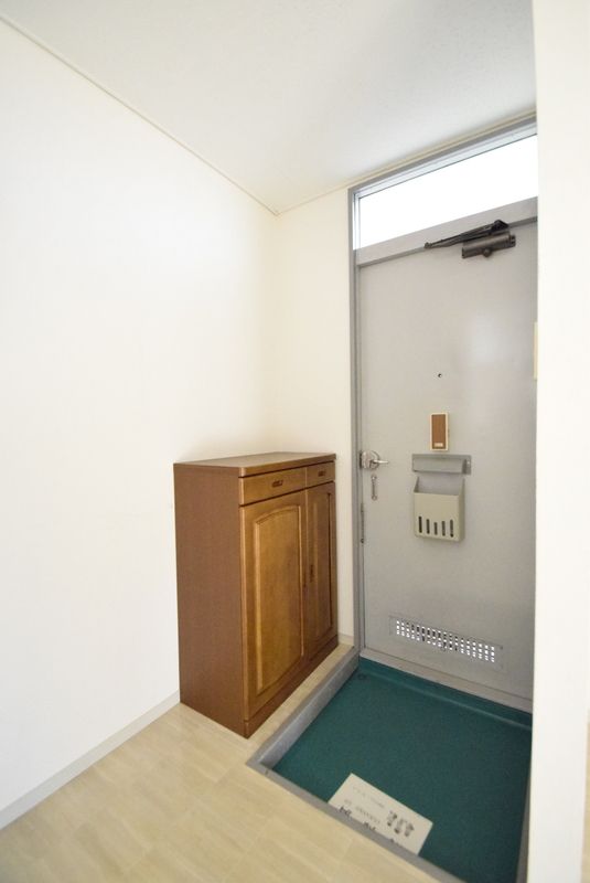 サンセレクト 玄関