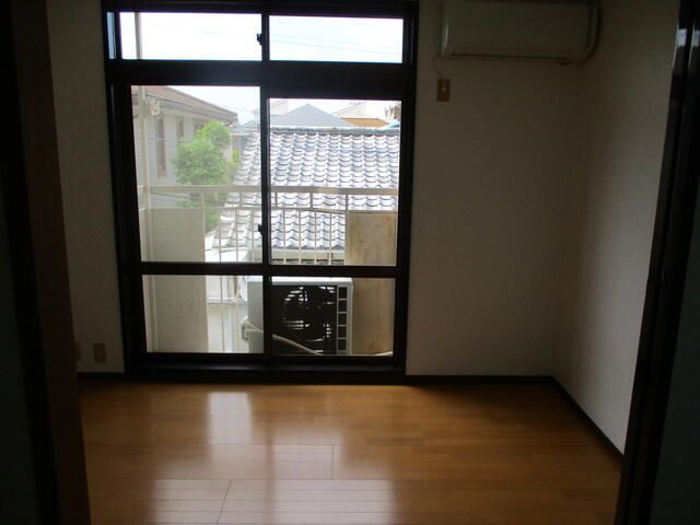 シティハイム海岸通り リビング