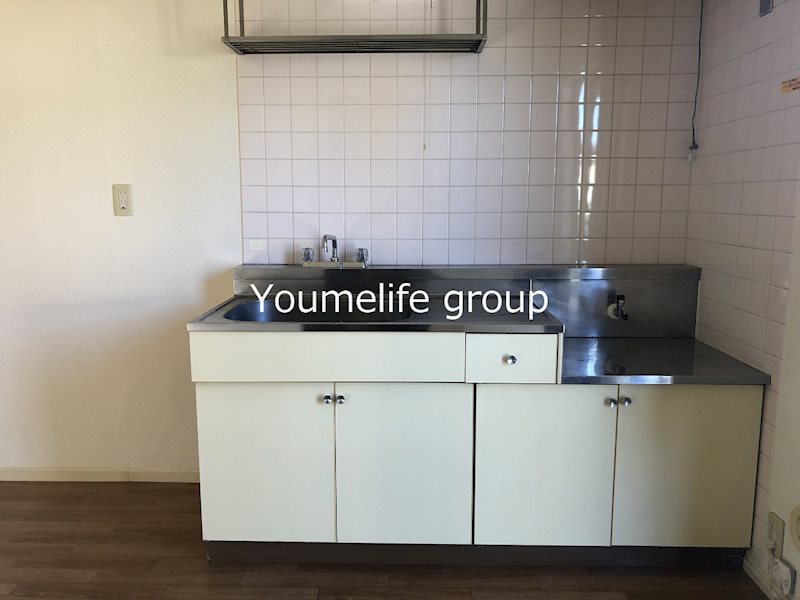 アーマスウェスト キッチン