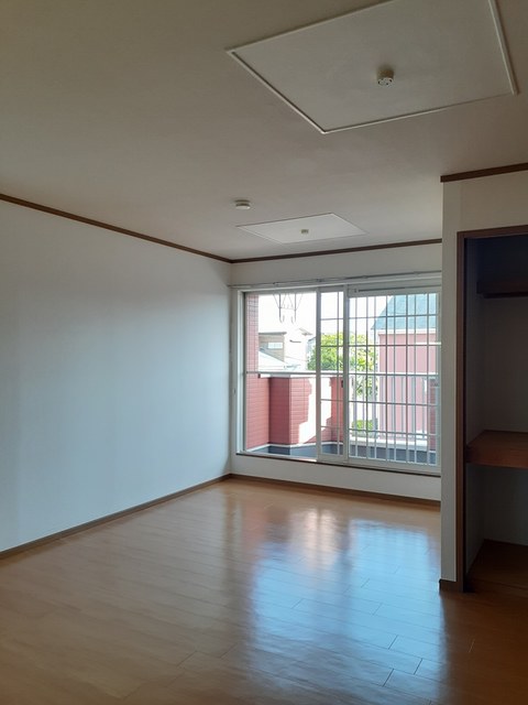 カーサ・ソレアードＢ リビング