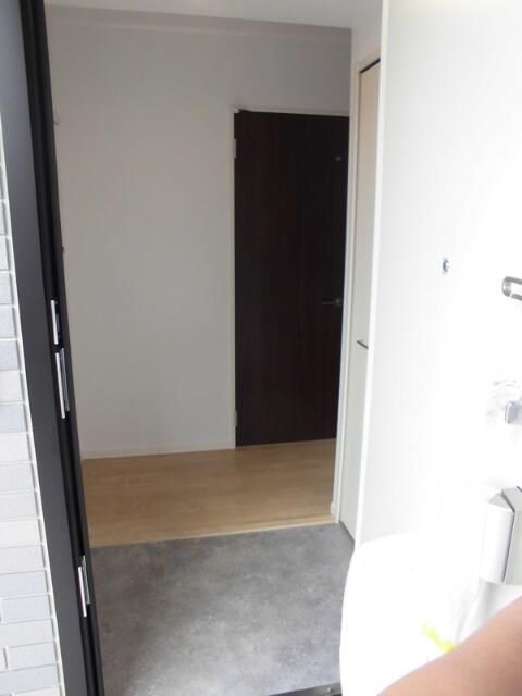 アンソレイエⅡ 玄関