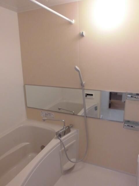 アンソレイエⅡ 風呂画像