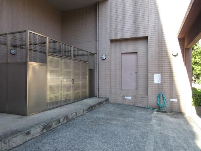 ヴィルヌーブ横浜・港南台 その他外観1