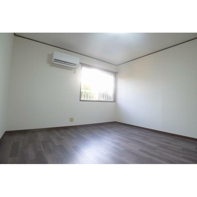 第二稲荷山ハイツＢ リビング