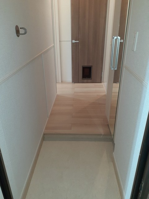 フラッツ・トライアングル 玄関