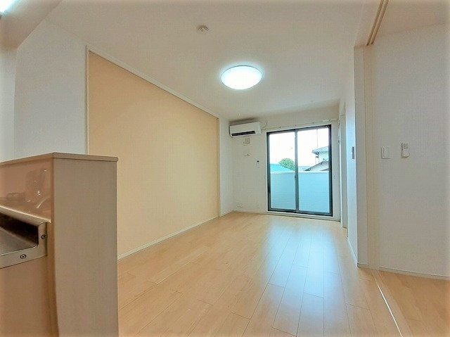 ヴェルテス弐番館 リビング