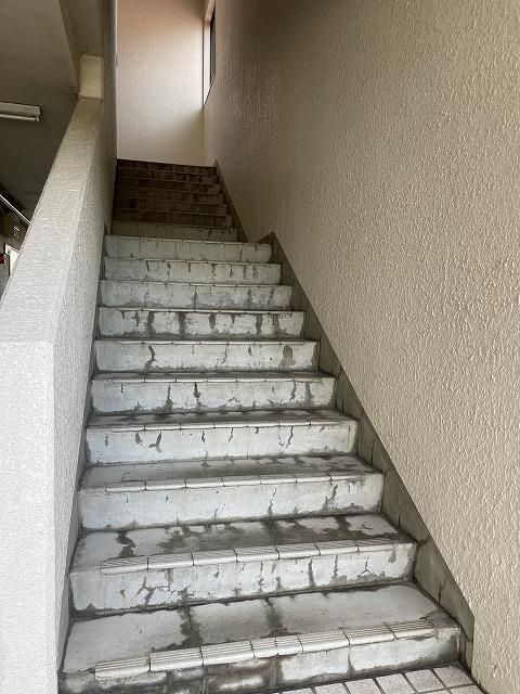 ロイヤルヒルズ石室 その他外観3