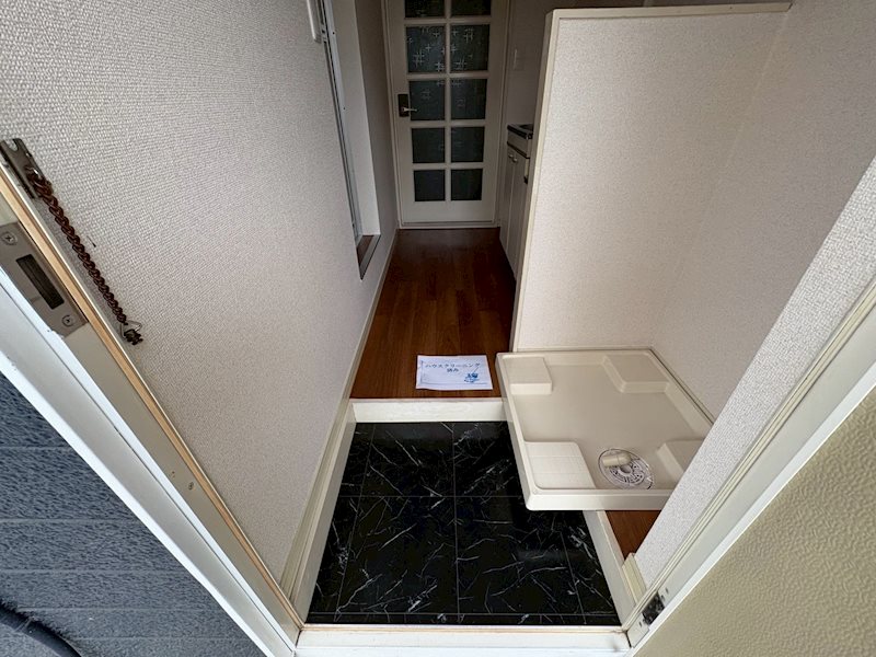 スプリングハウス 玄関