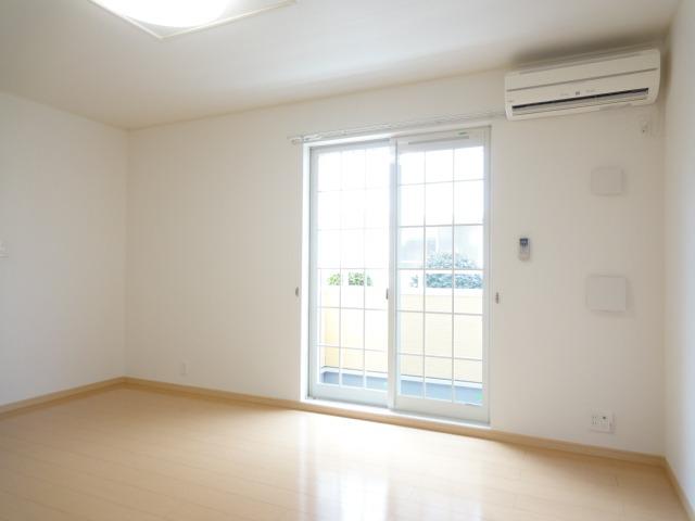 スカイ・ローズⅡ リビング