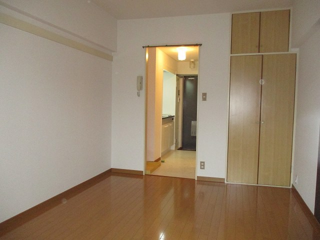 ガーデンヒルズ横浜 リビング