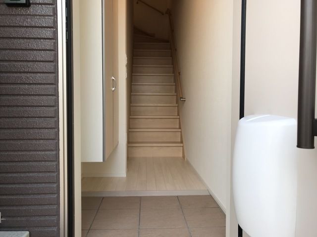 フォレスタ湘南 玄関