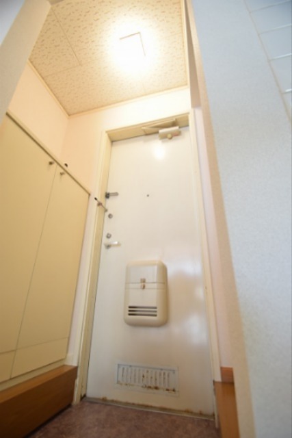 ディアコート開成ⅡＢ 玄関