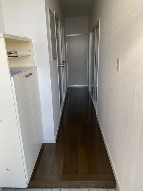 ベルメゾンシロガネ 玄関