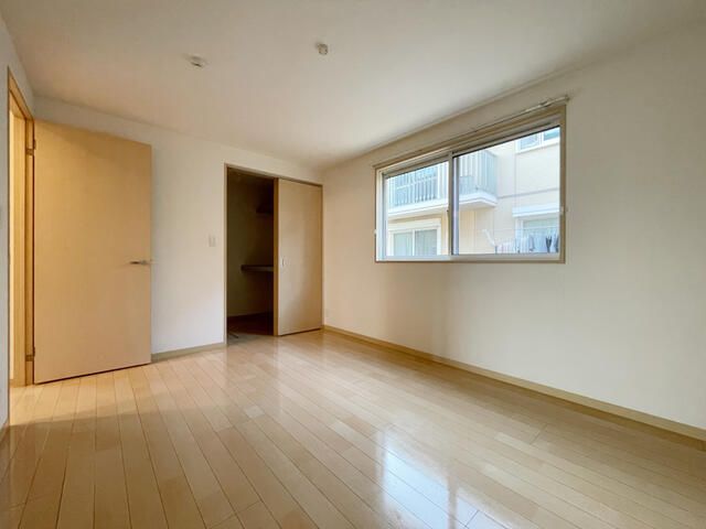 スプリングハーモニー ベッドルーム