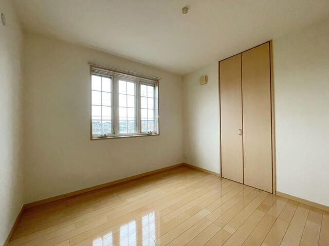 スプリングハーモニー ベッドルーム